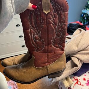 Coconuts by Matisse Brown and Tan Boots